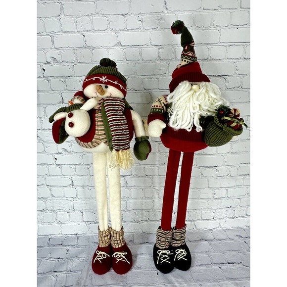 2 Matching Extendable 23”- 35” Plaid Fleece Standing Christmas Figures Greeters - Picture 8 of 9